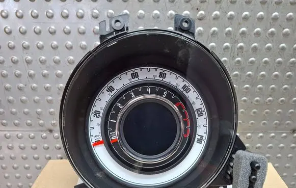 Fiat 500 Speedometer (instrument cluster) S26340495 735635496