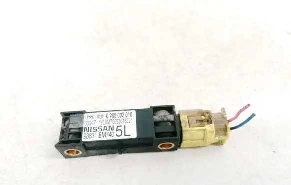 Nissan Almera N16 Airbag deployment crash/impact sensor 0285002010 98831BM740