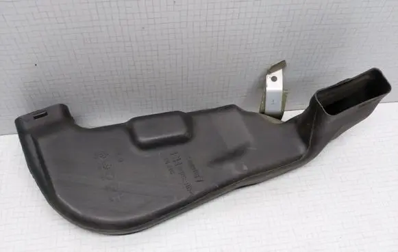 Mitsubishi Space Wagon Cabin air duct channel MR283957