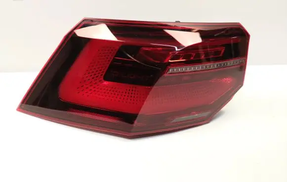 Volkswagen Golf VIII Rear/tail lights 5H0945207