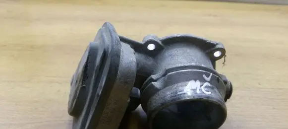 BMW 1 E81 E87 Throttle valve 780437301 B80540310