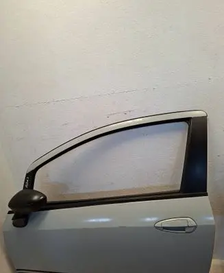 Fiat Punto Evo Front door