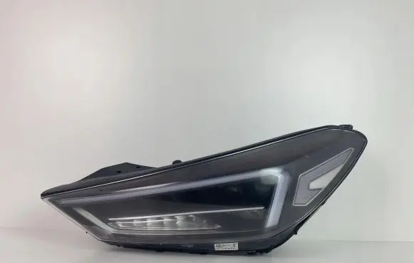 Hyundai Tucson TL Headlight/headlamp 92101-D7700