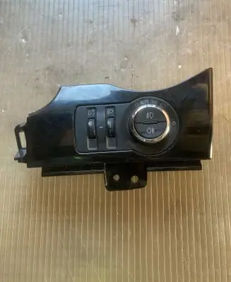 Chevrolet Orlando Light switch 13301764 251548