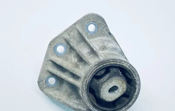 Volkswagen Phaeton Rear differential mounting bracket 4E0599133C