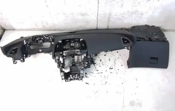 Opel Astra J Dashboard
