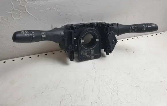 Nissan Qashqai Indicator stalk 479454BA0A 0265019061 17121408EA