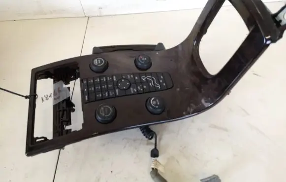 Volvo V50 Screen/display/small screen 8650702