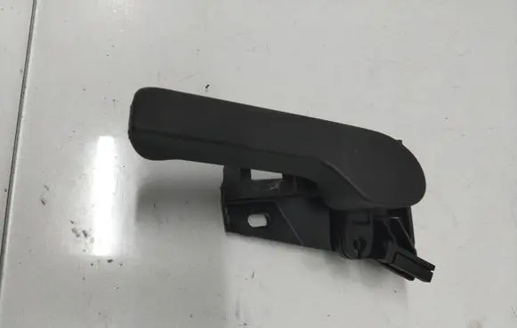 Volkswagen PASSAT B6 Engine bonnet (hood) release handle PA6GF25 1J1823533C
