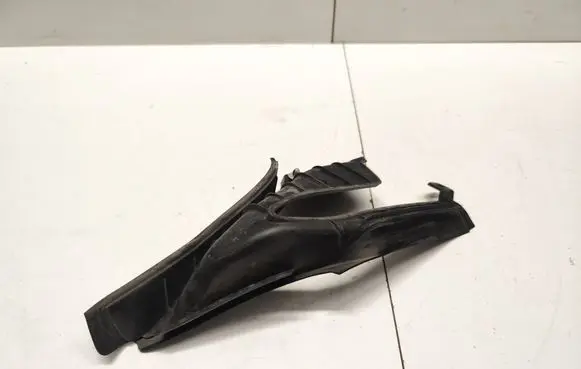 Tesla Model X Wiper trim 106460200b
