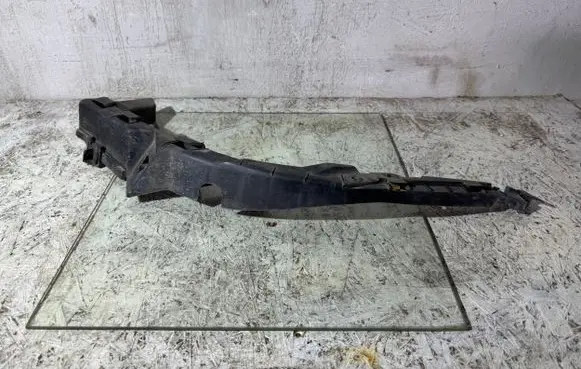Volkswagen PASSAT B5 Front bumper mounting bracket 3B0807049 3B0807049B