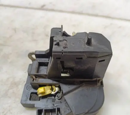 Renault Scenic I Front door lock