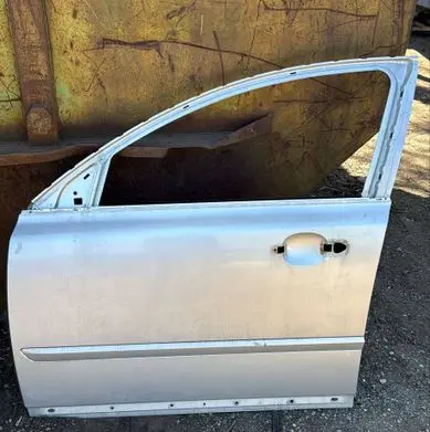 Volvo V50 Front door 