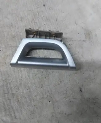 Volvo XC90 Front door interior handle trim 8650070