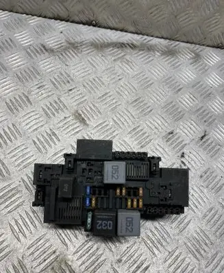 Mercedes-Benz C W205 Fuse box set A2229063701