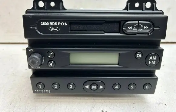 Ford Fusion Radio/CD/DVD/GPS head unit 3S6118K876CA 10R020451 020451