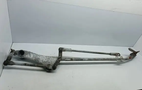 Front wiper linkage