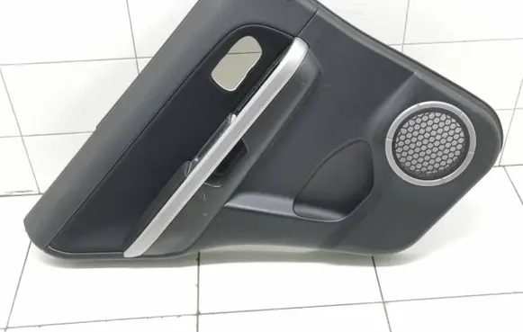 Suzuki Grand Vitara II Rear door card panel trim 8374365j 8374265j0 8374665j0