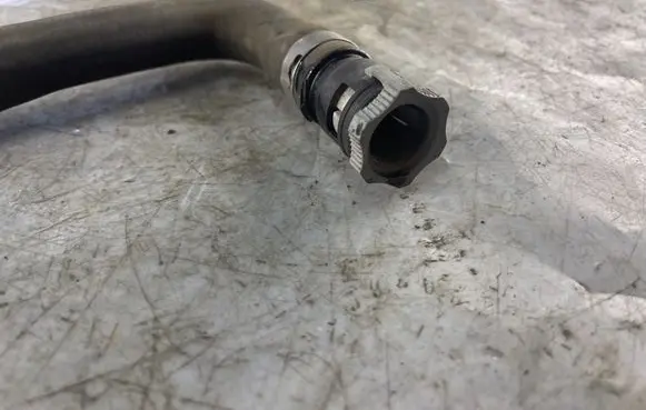 Ford Focus Engine coolant pipe/hose 3m5h18k580ab