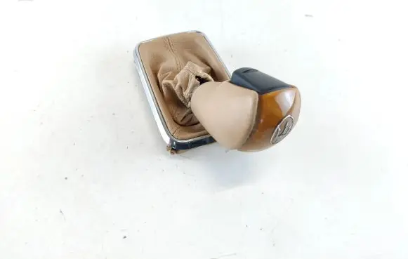 Maserati Quattroporte Gear lever shifter trim leather/knob 