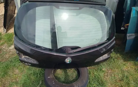 Alfa Romeo 147 Tailgate/trunk/boot lid MS2596000640 6208B 846