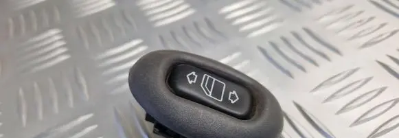 Mercedes-Benz A W168 Electric window control switch 2108208210