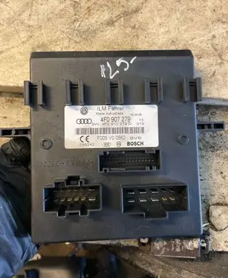 Audi A6 S6 C6 4F Comfort/convenience module 4F0910279B F005V00562
