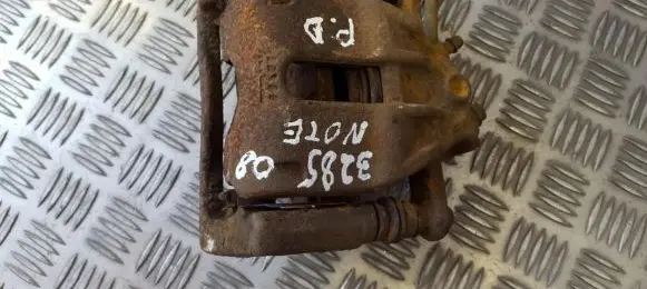 Nissan Note (E11) Front brake caliper