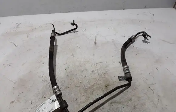 Opel Vivaro Power steering hose/pipe/line 497209687R
