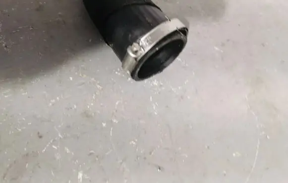 Porsche Macan (95B) Intercooler hose/pipe 95b145834g