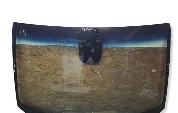 Hyundai Tucson TL Front windscreen/windshield window 