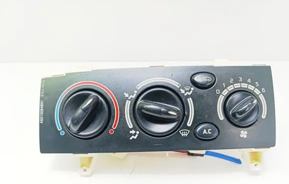 Renault Megane I Climate control unit 655739