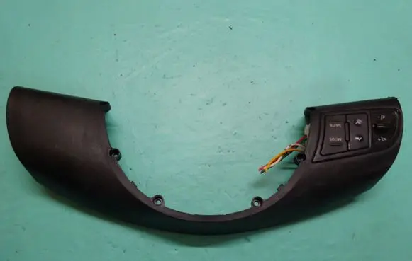 KIA Soul Tailgate/trunk/boot open switch 2K000