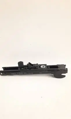 Volkswagen Touran I Seat belt height adjuster 1t0857819a