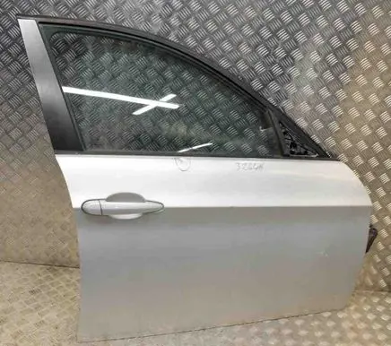 BMW 3 E90 E91 Front door 7203644