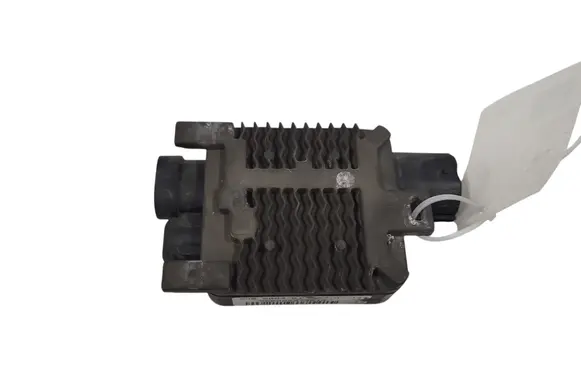 Volvo V40 Coolant fan relay 940009301 560002974014