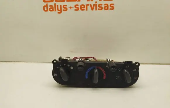 Subaru Impreza I Air conditioning/heating control unit 
