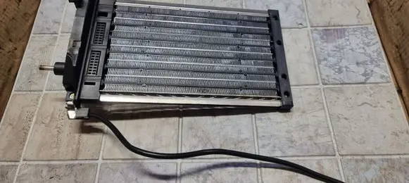 Air conditioning (A/C) radiator (interior)