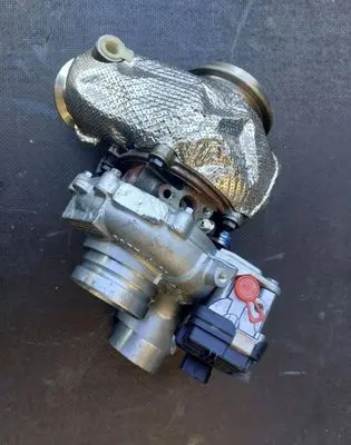 Mercedes-Benz C W205 Turbo 6540900400