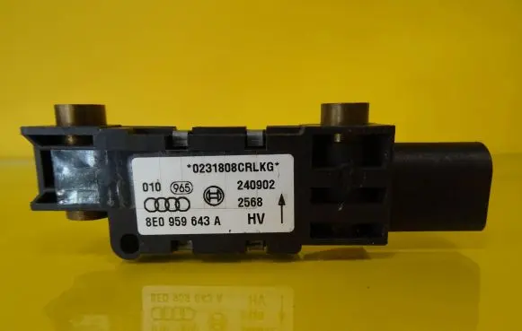 Audi A4 S4 B6 8E 8H Airbag deployment crash/impact sensor 8E0959643A