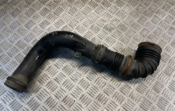 Mazda 6 Air intake hose/pipe R2AA1376X K3804