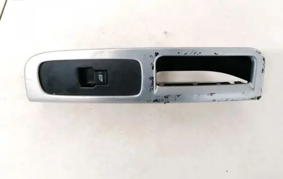Volvo V50 Electric window control switch 8679669 30658448
