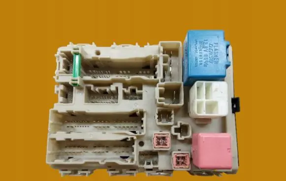 Toyota Auris 150 Other control units/modules 82730-02J50-A