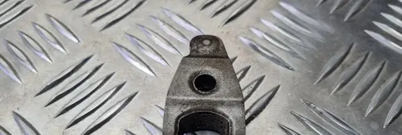 Citroen Berlingo Fuel Injector clamp holder