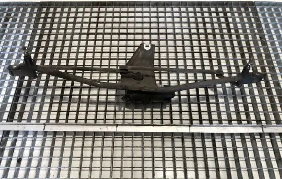 Front wiper linkage and motor