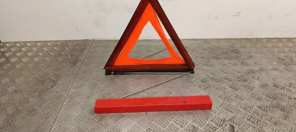 Volvo XC40 Emergency warning sign 32310699