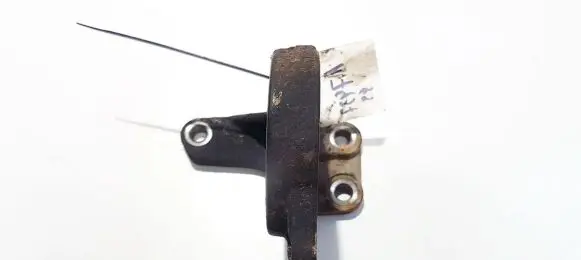 Toyota Avensis T250 Engine mounting bracket 4345705030 43457-05030