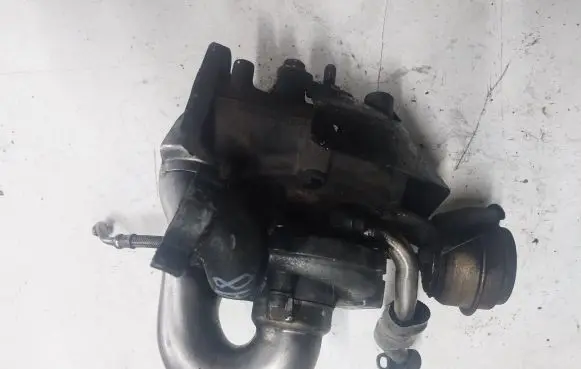 Audi A8 S8 D2 4D Turbo 057145701E