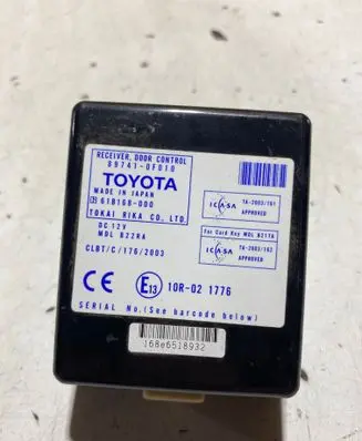 Toyota Corolla Verso AR10 Door control unit/module 897410F010 61B168000 10R021776