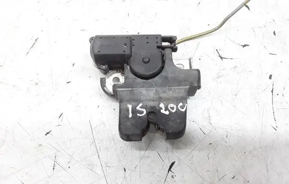 Lexus IS 200-300 Tailgate/trunk/boot lock/catch/latch